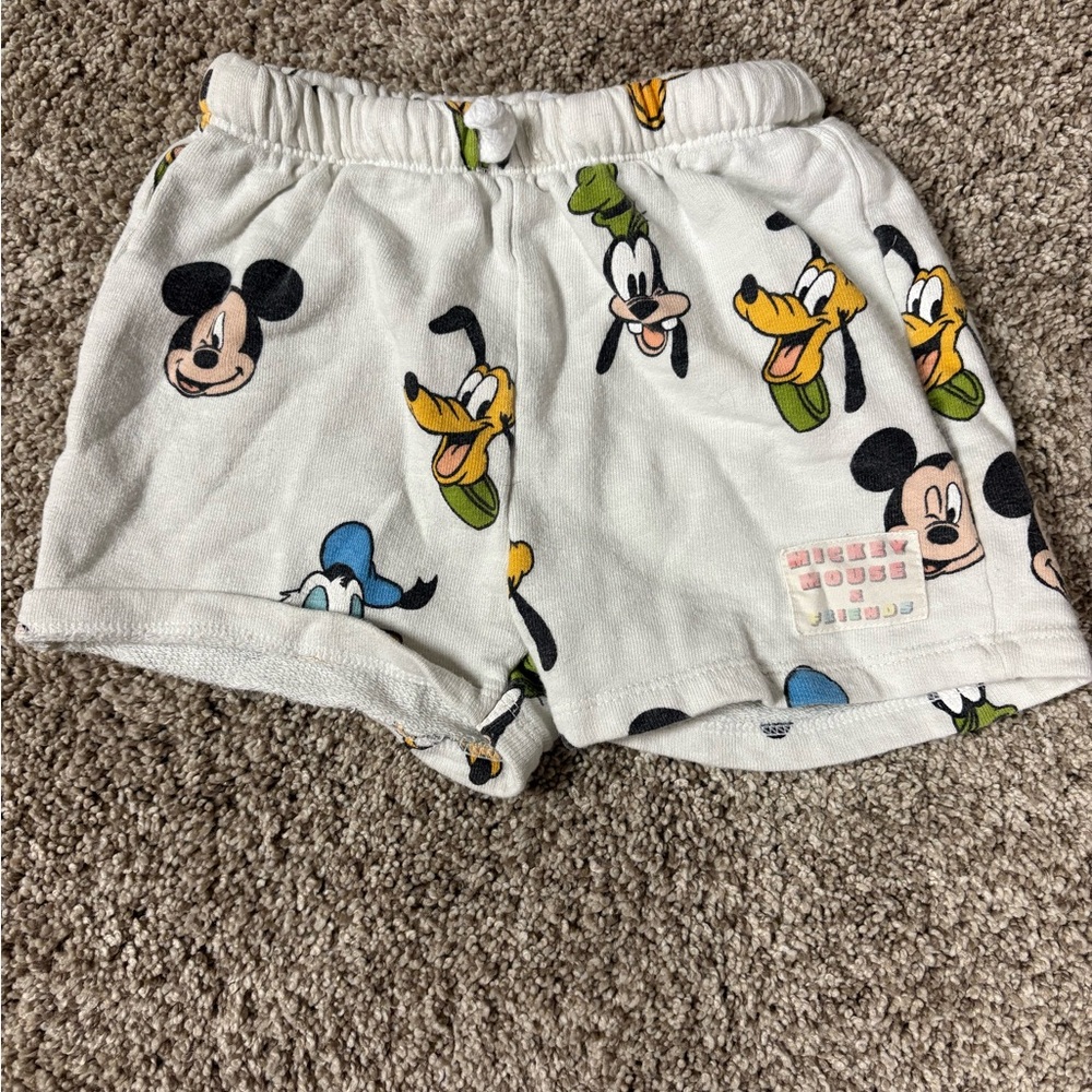 ♥️3/$15♥️ Disney Kids ZARA Cartoon Print Shorts - White